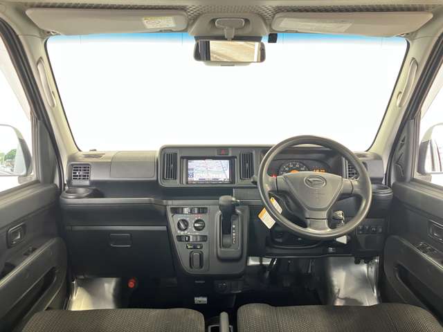 Daihatsu Hijet Cargo 2