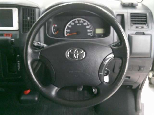 Toyota Light Ace Van 12