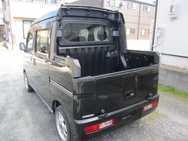 Daihatsu Hijet Deck Van 5