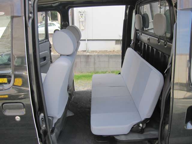 Daihatsu Hijet Deck Van 9