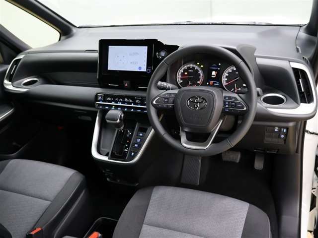 Toyota Voxy 7