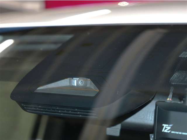 Toyota Noah 6