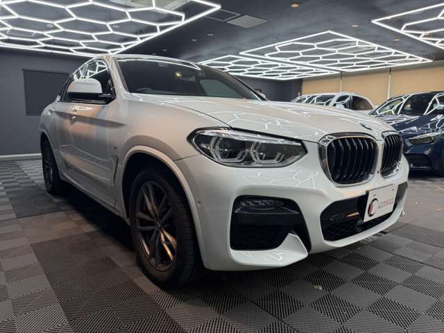 BMW X4 8