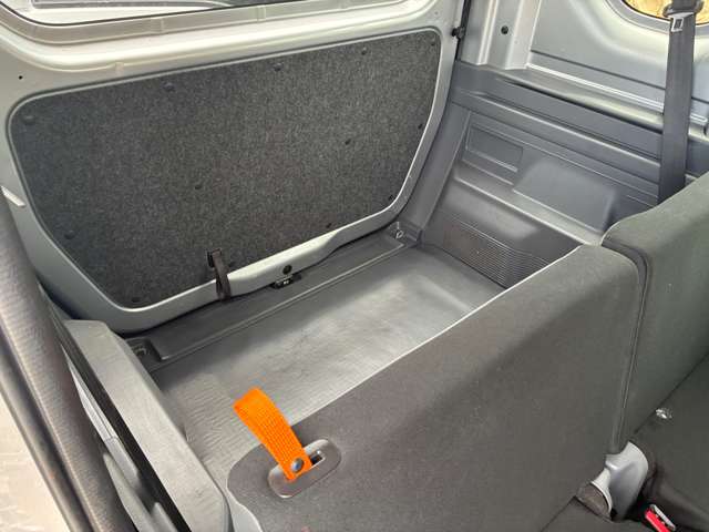 Honda N-VAN 11