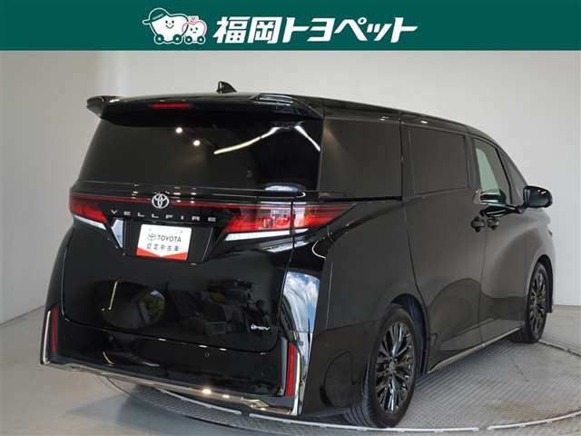 Toyota Vellfire 3