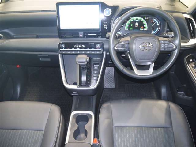 Toyota Noah 6