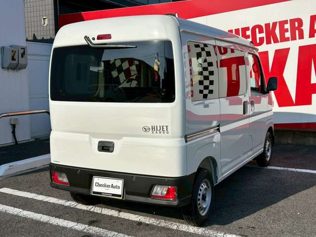 Daihatsu Hijet Cargo 10