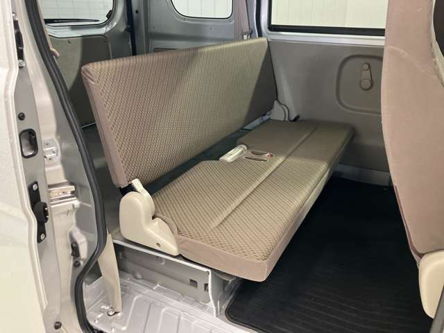 Nissan NV100 Clipper 10
