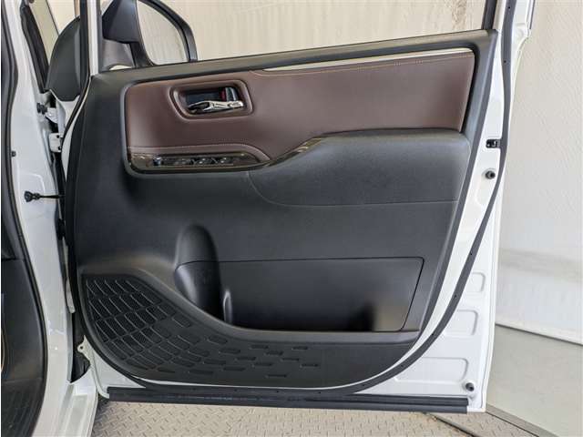 Toyota Esquire 10