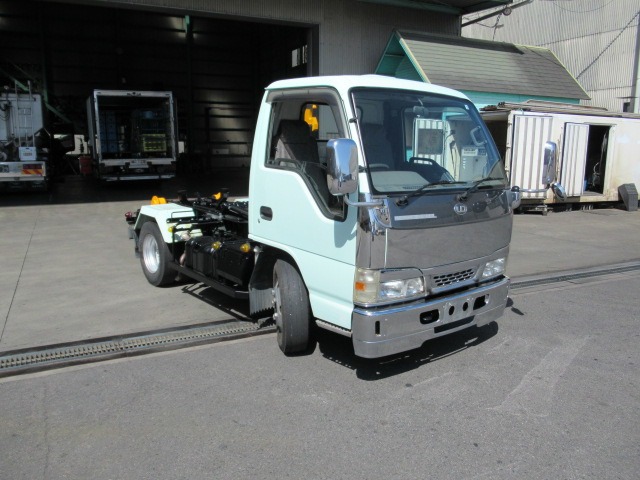 UD Trucks Condor 12
