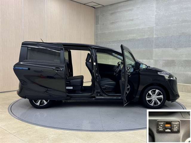 Toyota Sienta 4