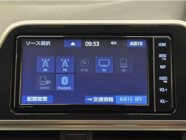 Toyota Sienta 9