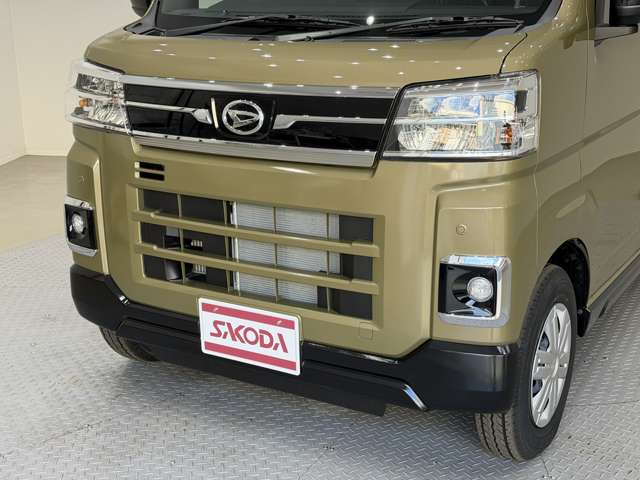 Daihatsu Atrai 7