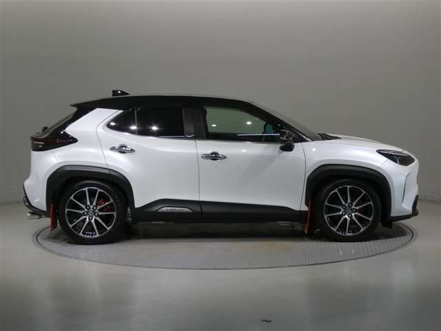 Toyota Yaris Cross 12