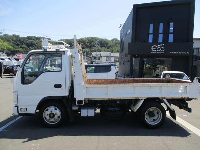 Isuzu Elf 9