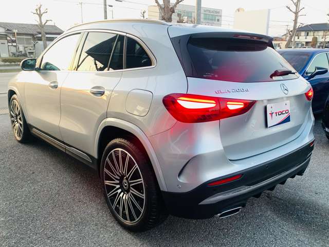 Mercedes-Benz GLA-Class 5