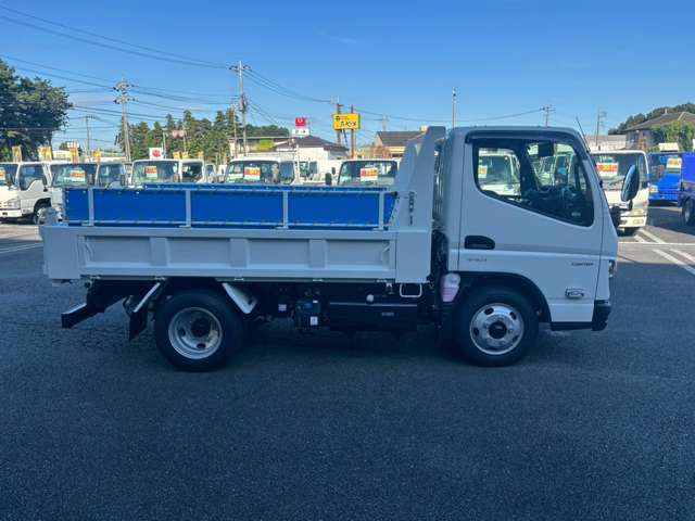 Mitsubishi Fuso Canter 4