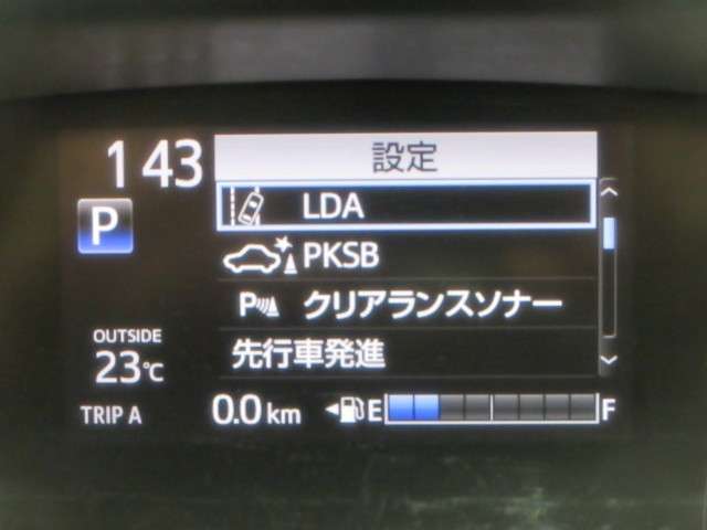 Toyota Sienta 12