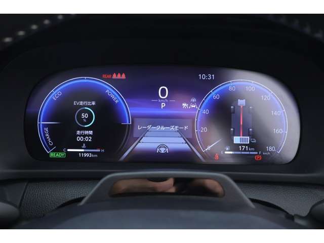 Toyota Crown Sport 6