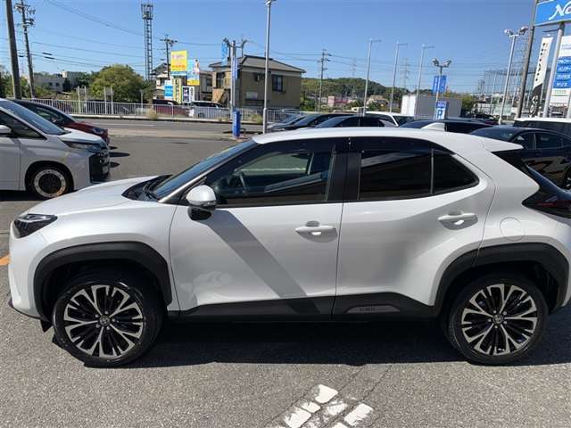 Toyota Yaris Cross 4