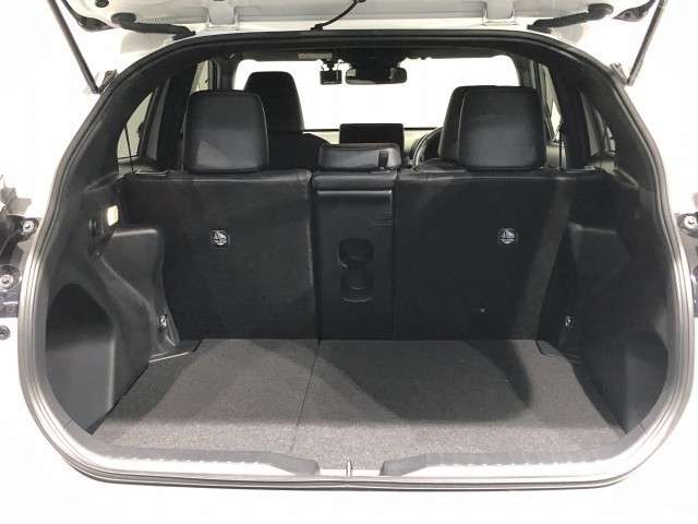 Toyota Yaris Cross 9