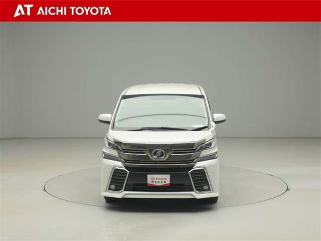 Toyota Vellfire 9