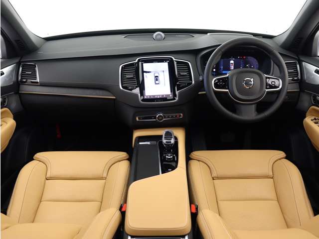 Volvo XC90 4
