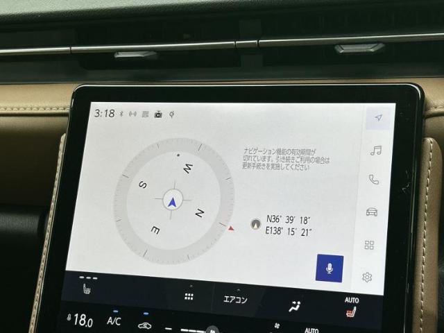 Lexus LBX 11