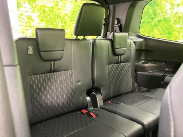 Toyota Noah 8
