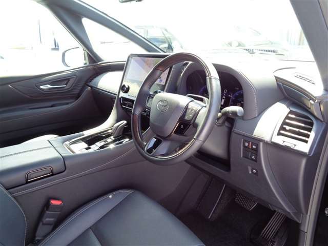 Toyota Alphard 2