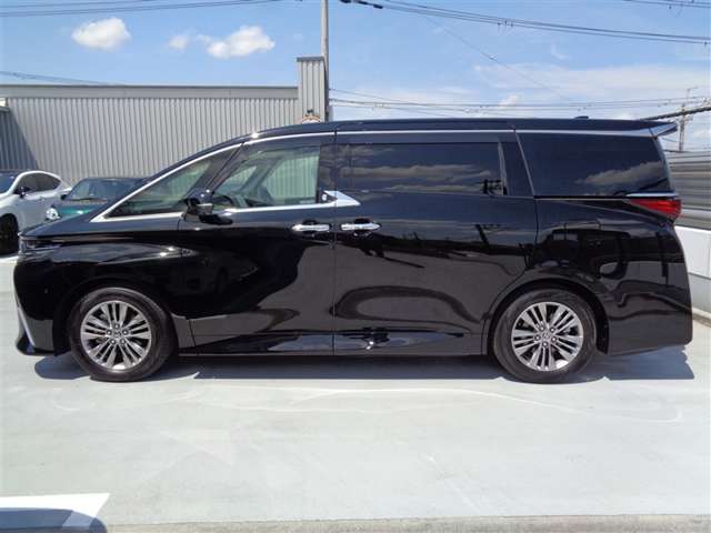 Toyota Alphard 9