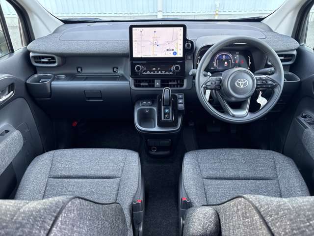 Toyota Sienta 2