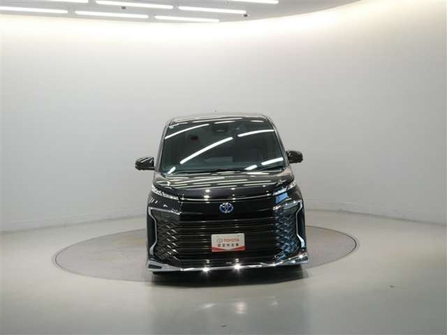 Toyota Voxy 7