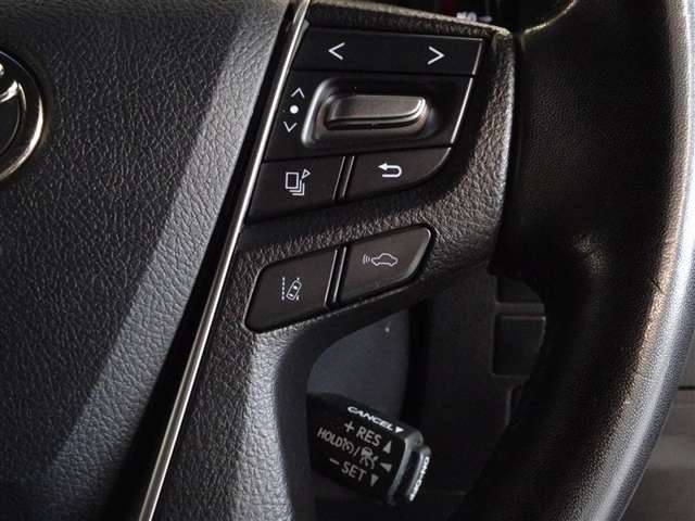 Toyota Alphard 12