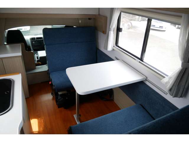Mazda Bongo Truck 4
