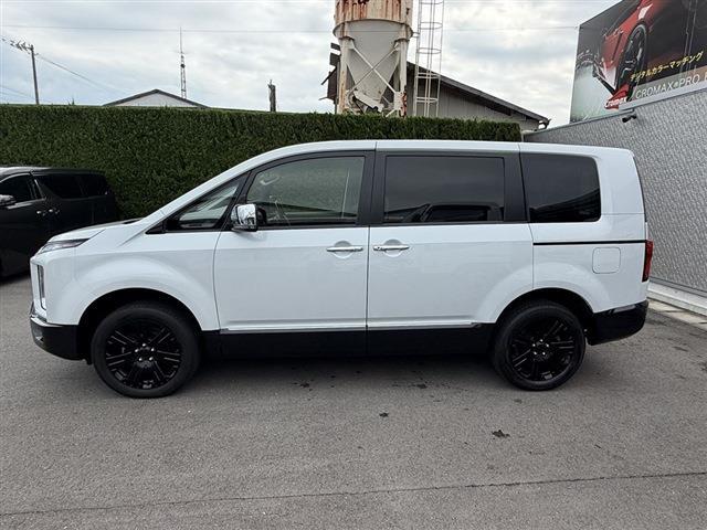 Mitsubishi Delica D:5 4