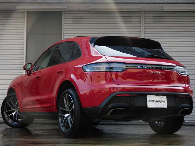 Porsche Macan 2