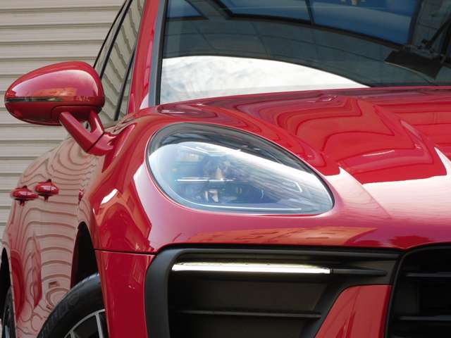 Porsche Macan 3