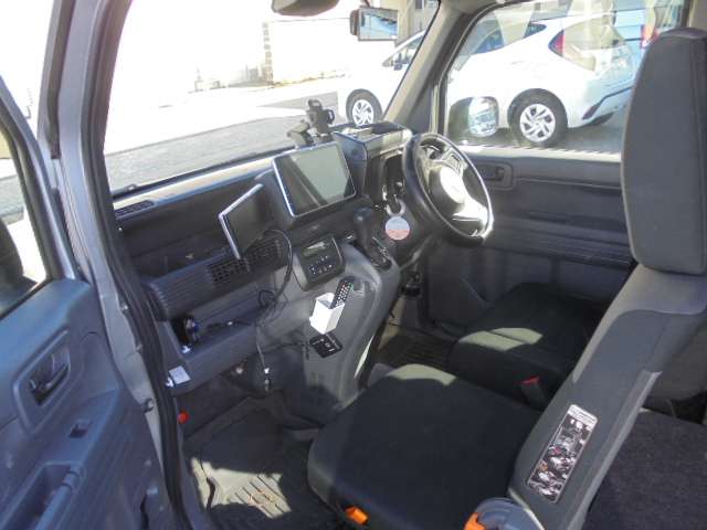 Honda N-VAN 9