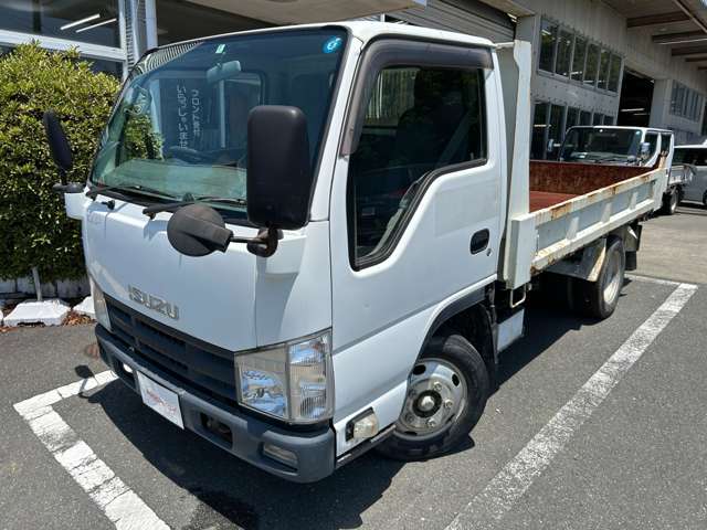Isuzu Elf 2