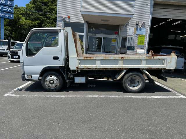 Isuzu Elf 3