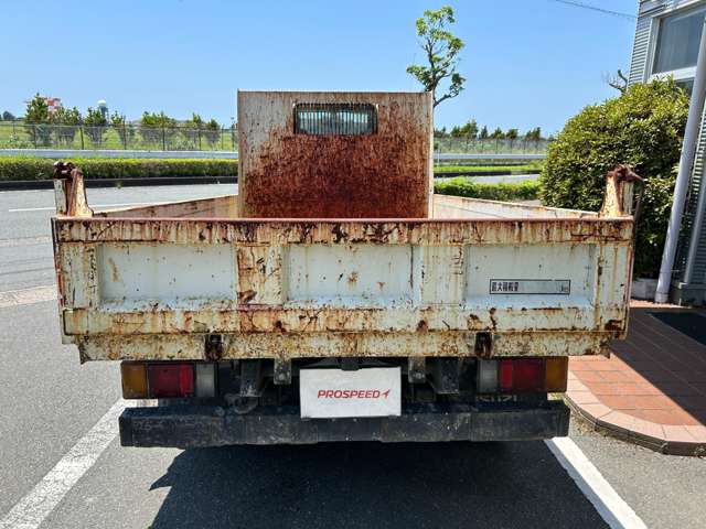Isuzu Elf 5