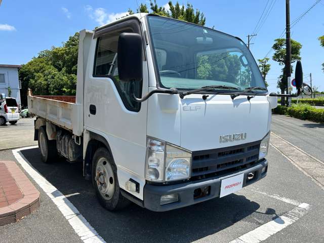 Isuzu Elf 8
