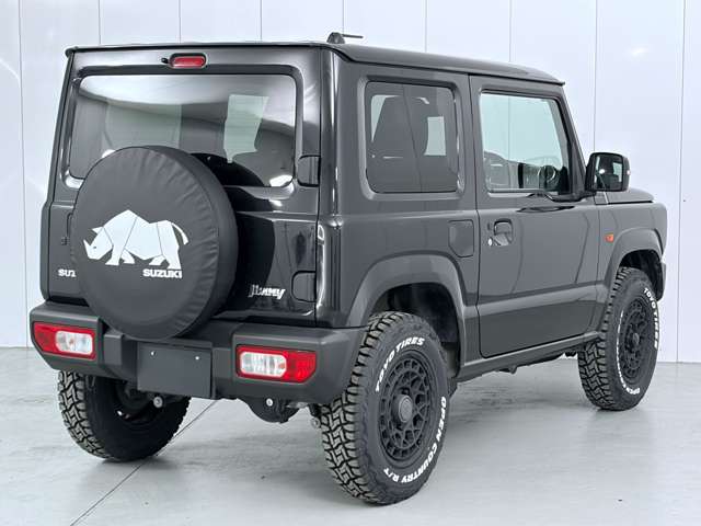Suzuki Jimny 10