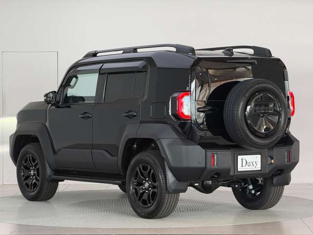 Toyota Land Cruiser FJ 8