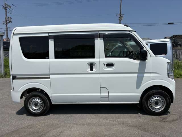 Nissan NV100 Clipper 10
