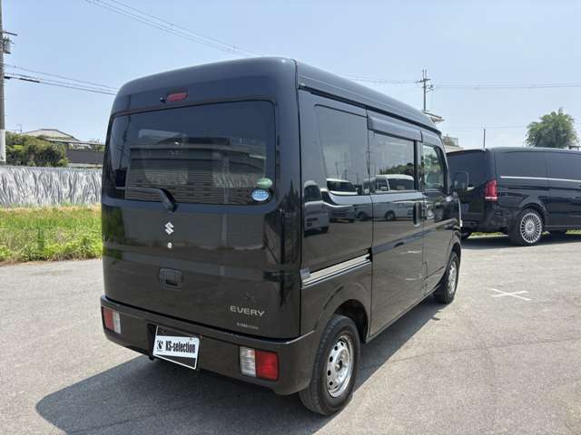 Suzuki Every 12