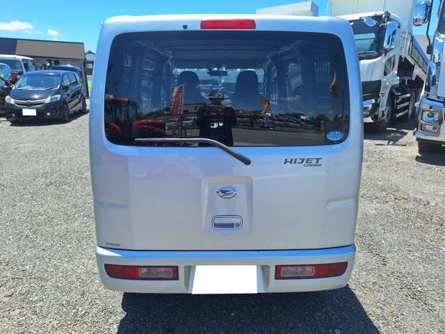 Daihatsu Hijet Van 6