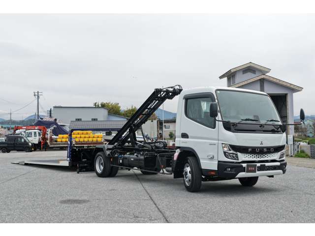 Mitsubishi Fuso Canter 12