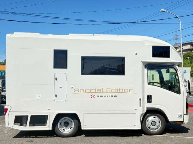 Isuzu Become 7